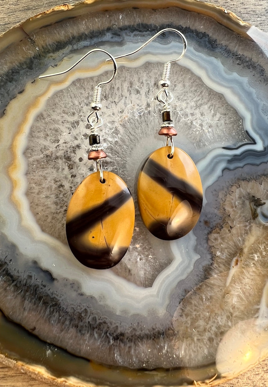 That 70’s Earrings 2