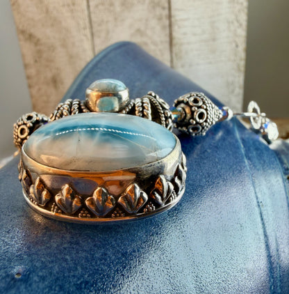 Loving On Larimar