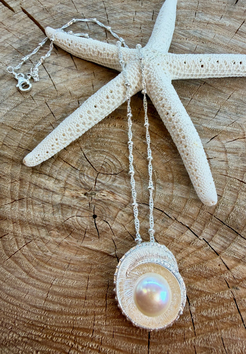 Shelly's Pearl