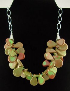 Petals Necklace Image