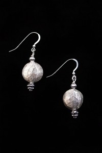 Class Act Earrings Image