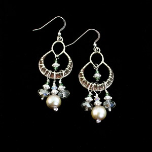 Tibetan Pearl Earring