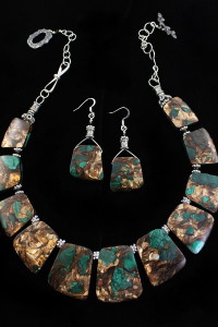 The Bronzed Malachite Necklace