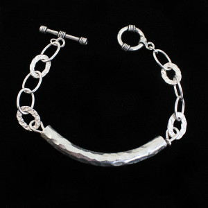 The Swing Bracelet