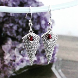 Garnet On Point Earrings