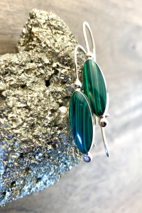 Simple Malachite Earring