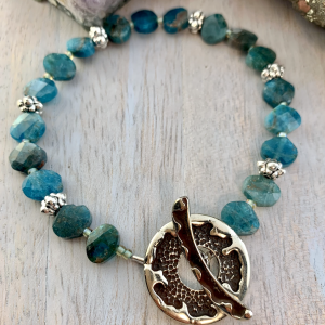 Lightweight Apatite Bracelet