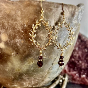 Garland And Garnets